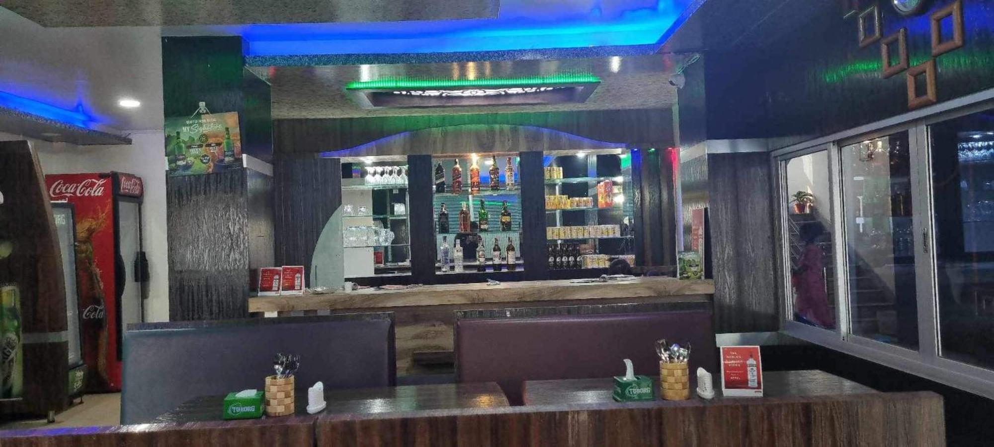 Hotel Samrat Inn Pvt Ltd Lahan Exterior foto